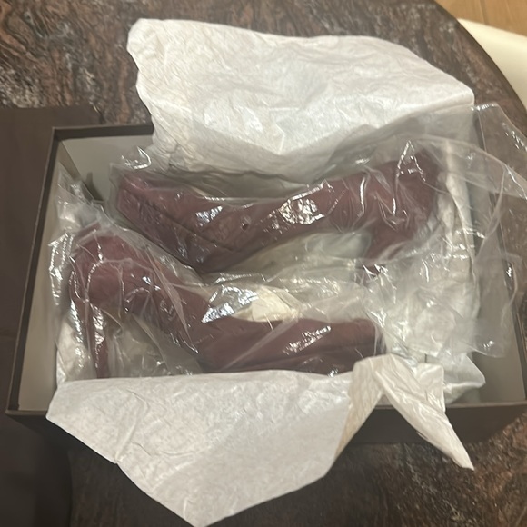 Gucci SCARLATTO Kid Scamosciato Burgundy Heels size 36+ - Picture 12 of 16